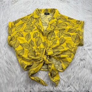 Milk & Honey Women's L Yellow Leaf Print Cropped Button Front Top Resort Tropic